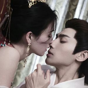 李思思av一区二区三区
